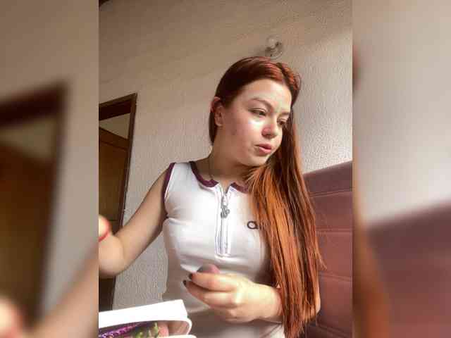 Pamela-Velvet webcam