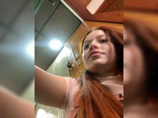 Pamela-Velvet webcam