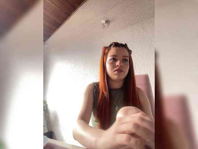 Pamela-Velvet webcam