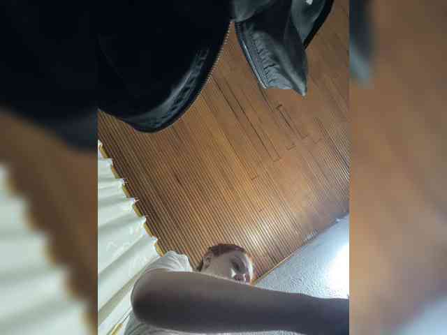 Pamela-Velvet webcam