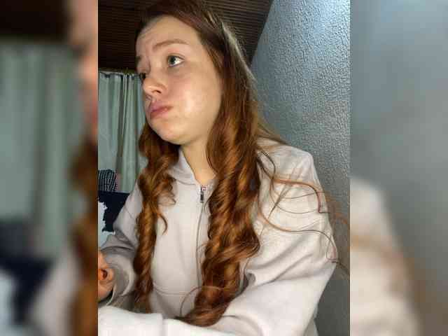 Pamela-Velvet Pamela-Velvet