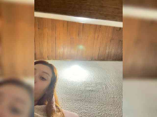 Pamela-Velvet webcam