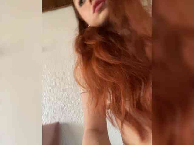 Pamela-Velvet webcam