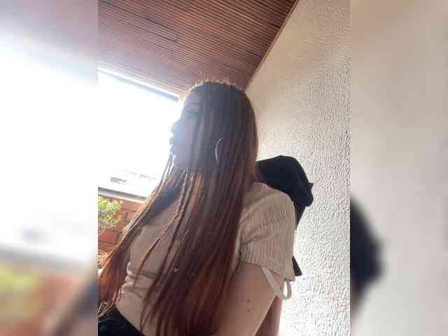 Pamela-Velvet webcam