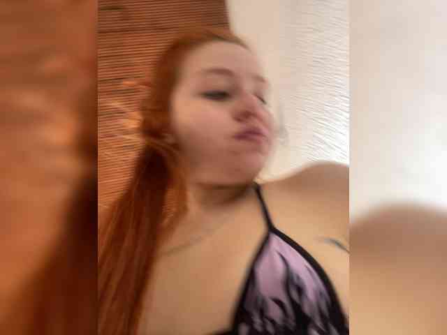 Pamela-Velvet webcam