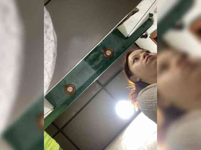 Pamela-Velvet webcam