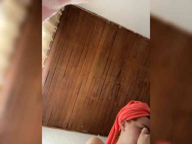 Pamela-Velvet webcam