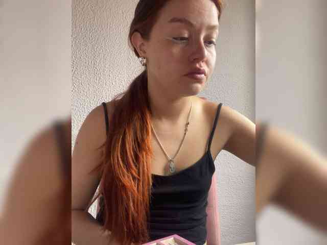 Pamela-Velvet webcam