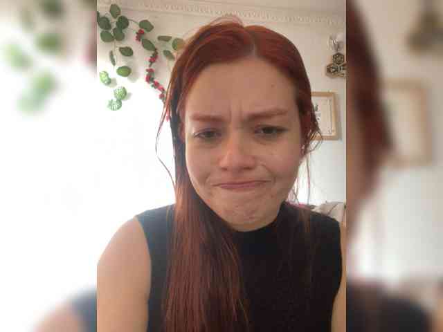 Pamela-Velvet Pamela-Velvet