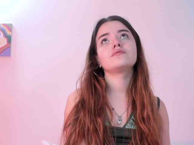 Pamela-Velvet webcam