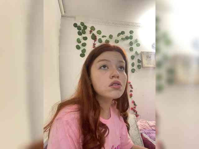 Pamela-Velvet Pamela-Velvet