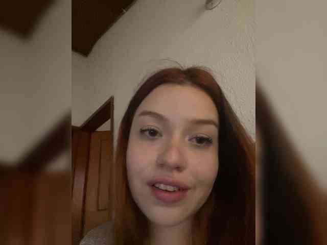 Pamela-Velvet webcam