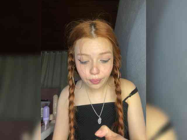 Pamela-Velvet webcam