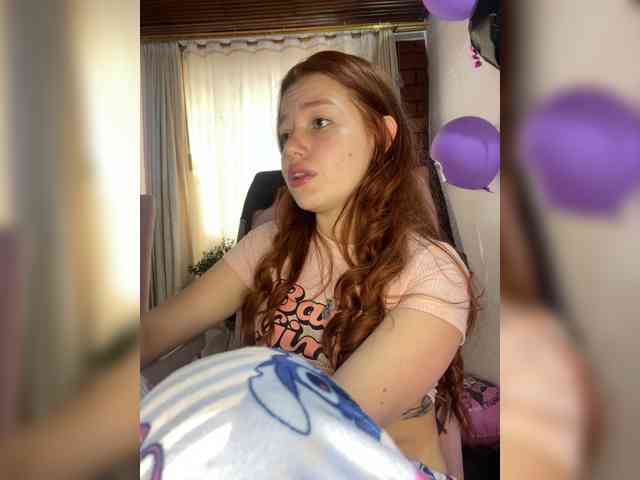 Pamela-Velvet webcam