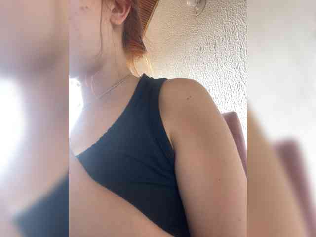 Pamela-Velvet webcam