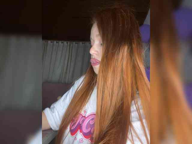 Pamela-Velvet webcam