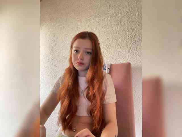 Pamela-Velvet webcam