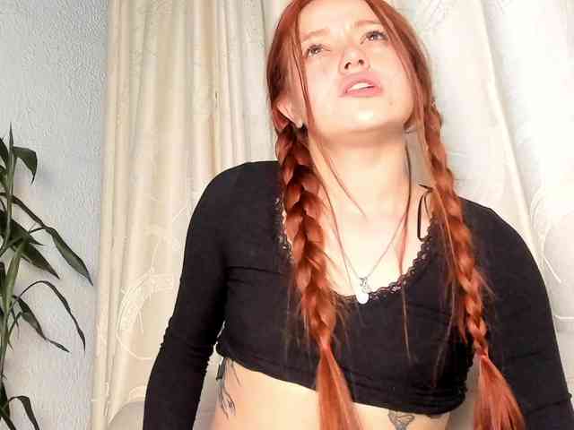 Pamela-Velvet webcam