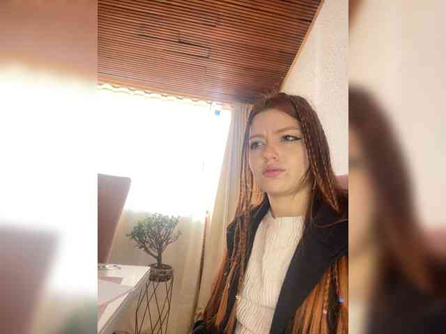 Pamela-Velvet webcam