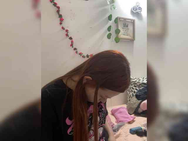 Pamela-Velvet webcam