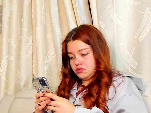 Pamela-Velvet Pamela-Velvet