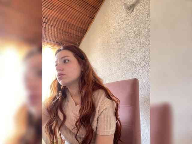 Pamela-Velvet webcam