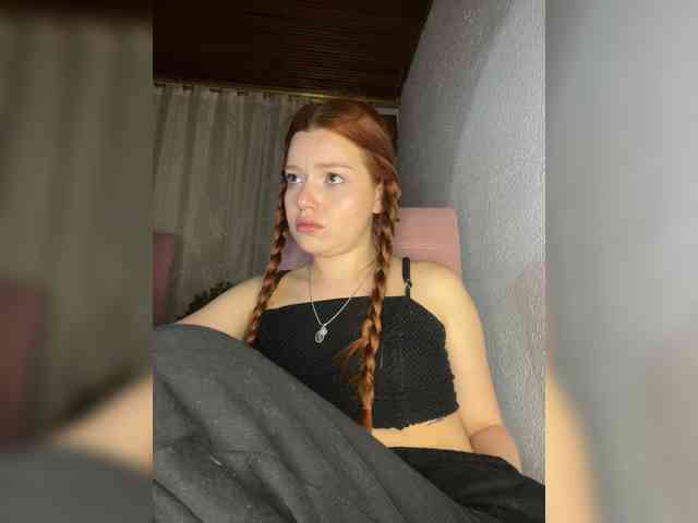 Pamela-Velvet webcam