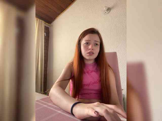 Pamela-Velvet webcam