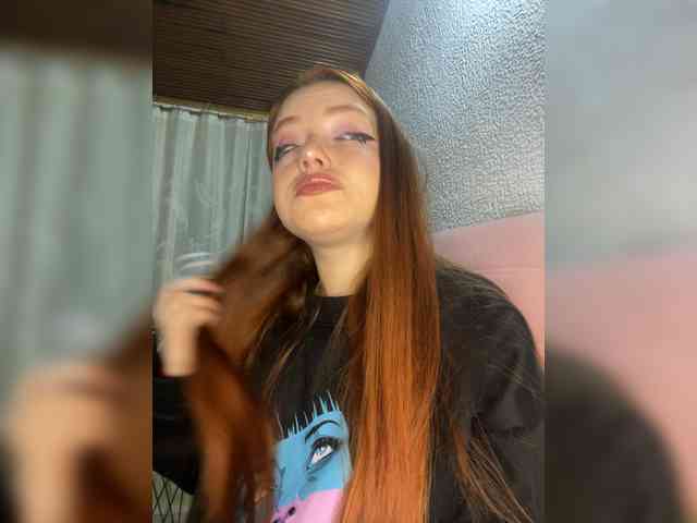 Pamela-Velvet Pamela-Velvet