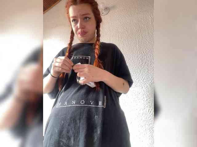 Pamela-Velvet webcam