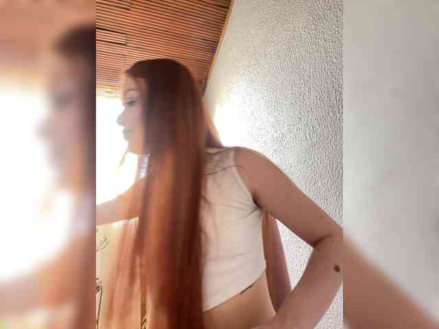 Pamela-Velvet webcam