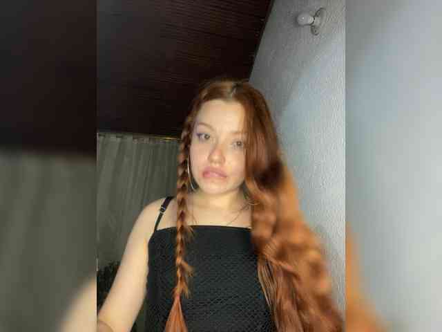 Pamela-Velvet webcam