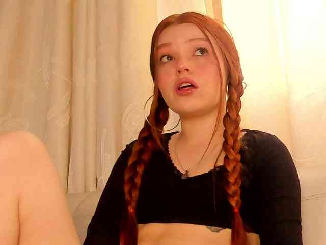 Pamela-Velvet webcam