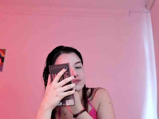 Pamela-Velvet webcam