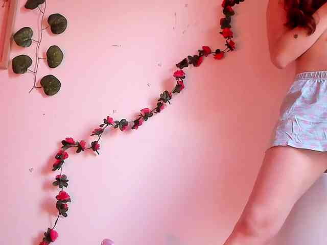 Pamela-Velvet webcam