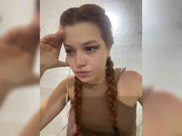 Pamela-Velvet Pamela-Velvet