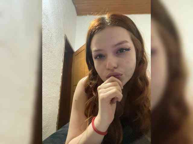 Pamela-Velvet Pamela-Velvet