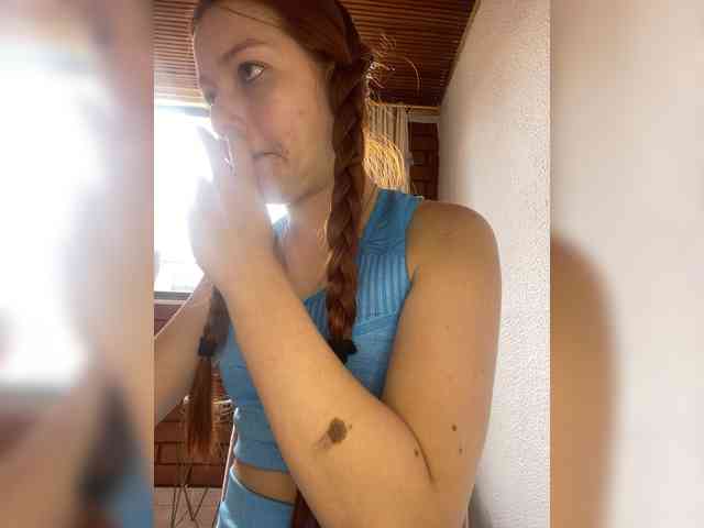 Pamela-Velvet webcam