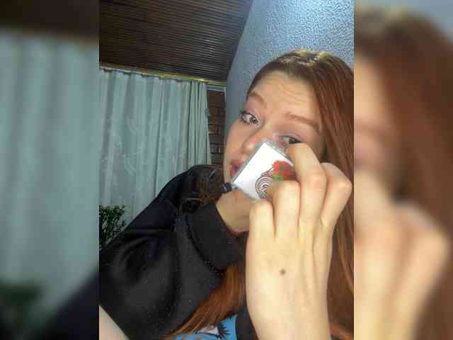 Pamela-Velvet Pamela-Velvet