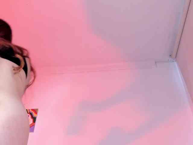 Pamela-Velvet webcam