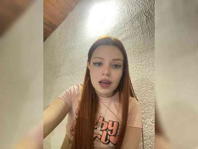 Pamela-Velvet webcam