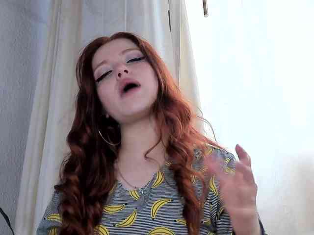 Pamela-Velvet webcam