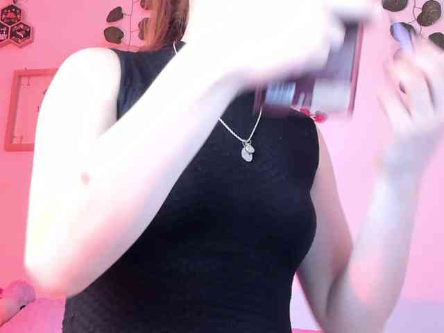 Pamela-Velvet webcam