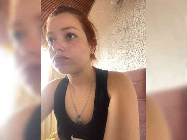 Pamela-Velvet webcam