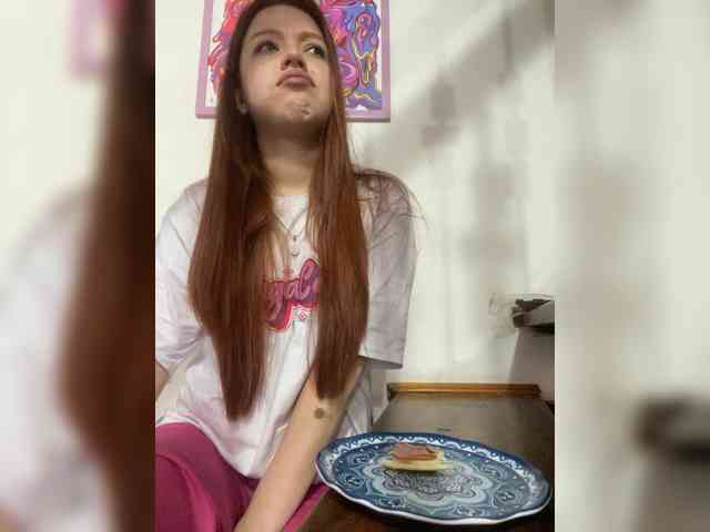 Pamela-Velvet Pamela-Velvet