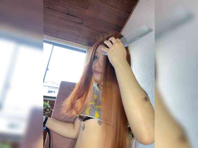 Pamela-Velvet webcam