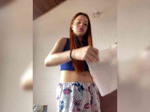 Pamela-Velvet webcam