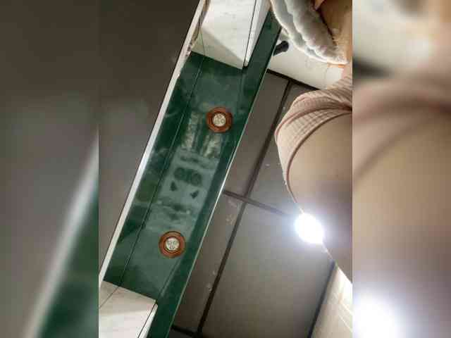 Pamela-Velvet webcam