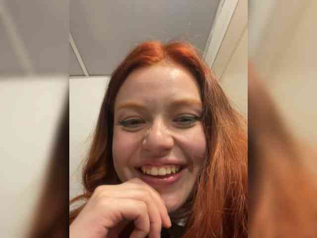 Pamela-Velvet Pamela-Velvet