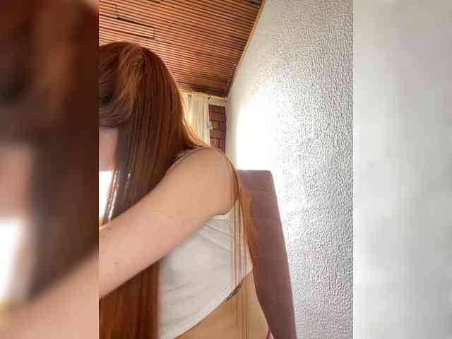 Pamela-Velvet webcam